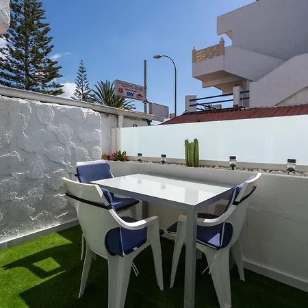 Chaparral Deluxe Pool Oasis